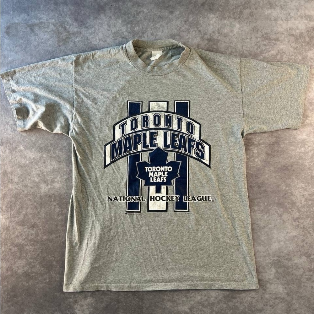 Athletic NHL Toronto Maple Leafs Graphic T-Shirt Adult XL